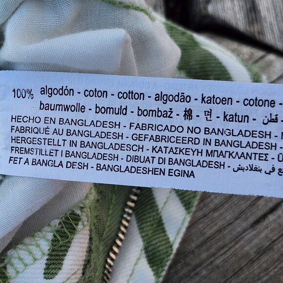 ASOS Bershka straight leg zebra print pants in green Size 4 LIKE NEW - Picture 4 of 8